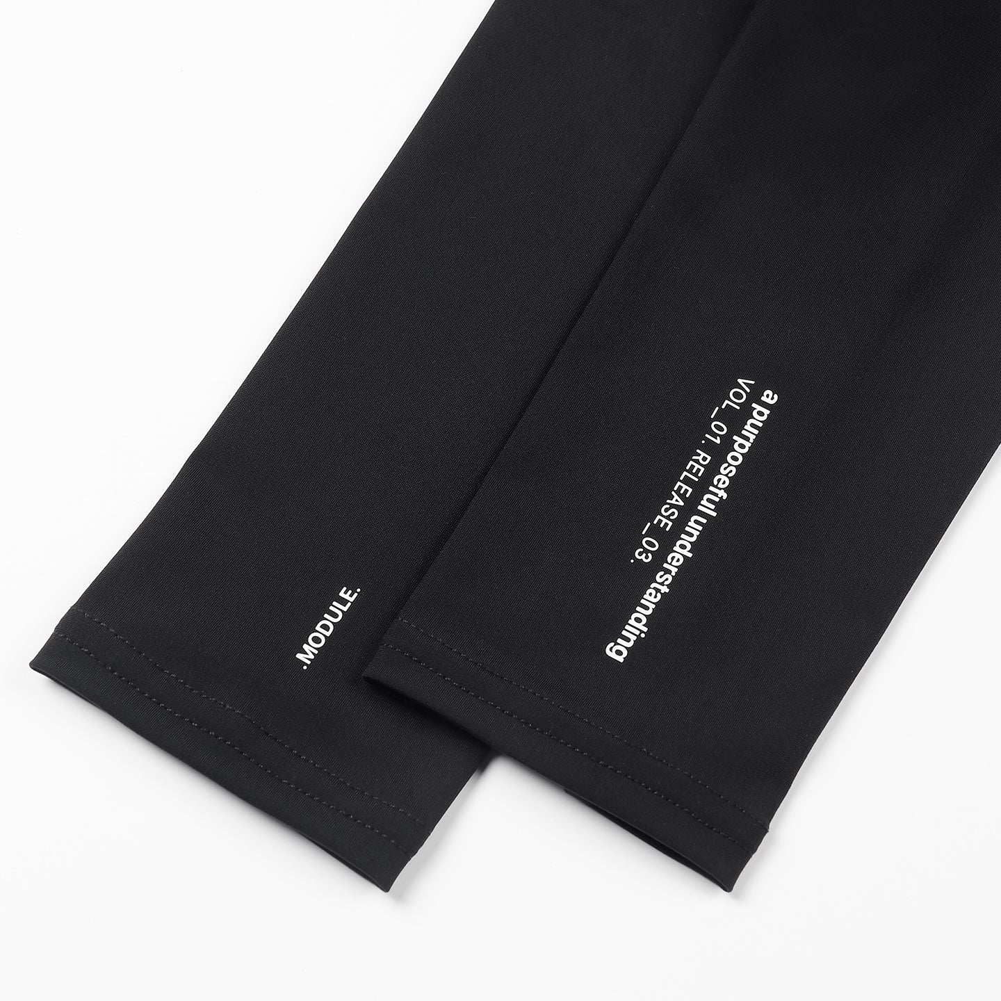 MODULE Black Arm Warmers